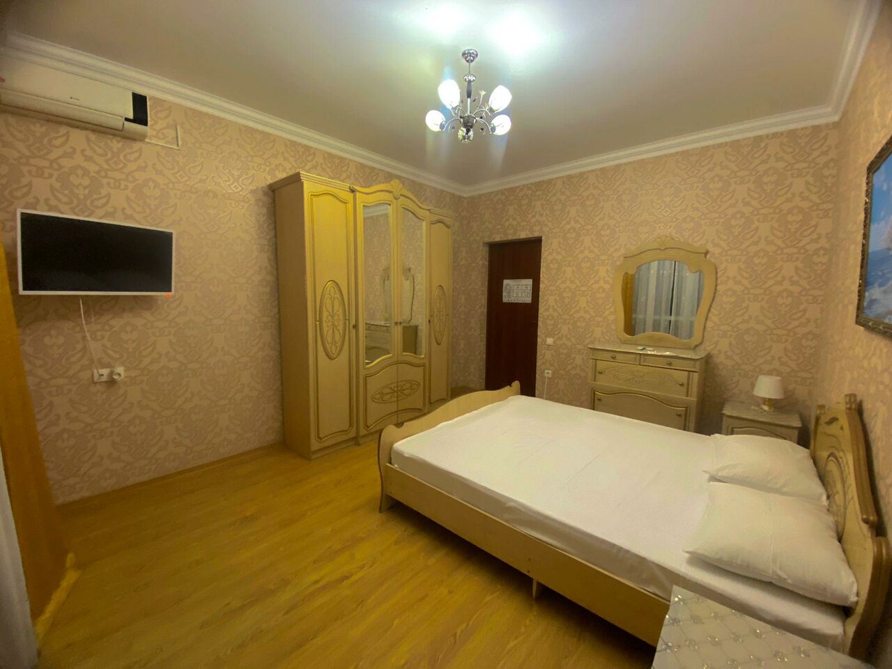 Гостиница Алиса Адлер